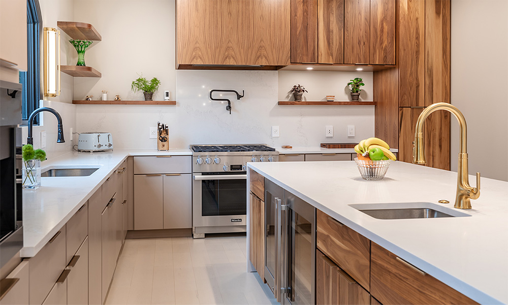 Newly renovated kitchen provided by Ashburn kitchen remodeling contractor.